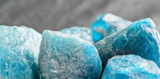 blue-apatite