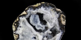 geodes-with-crystals