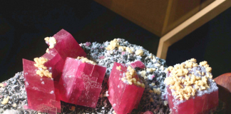 how-rare-is-rhodochrosite